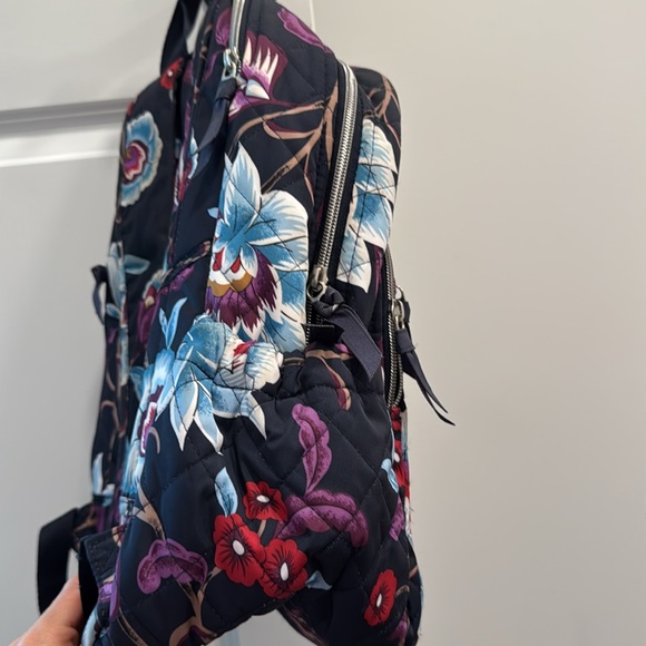 Vera Bradley Mayfair in bloom quilted backpack bag floral - Picture 3 of 9